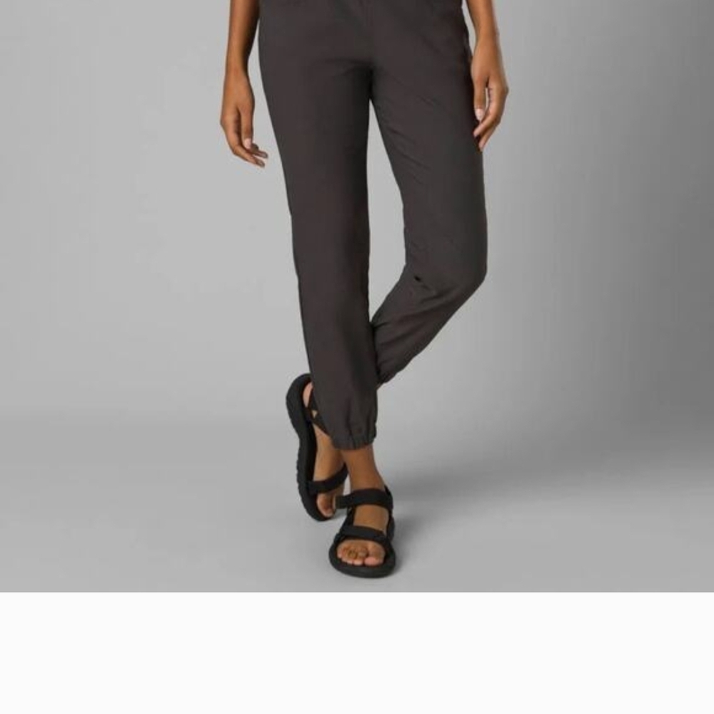 NWT Prana Halle E-waist Charcoal Jogger II Pants